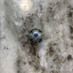 Pandora Blue Daisy Flower Charm!